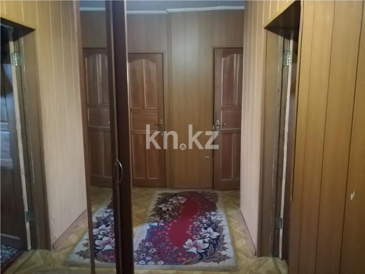 Продажа 3-комнатной квартиры, 65 м², ул. Академическая, дом  9/2 в Караганде - фото 6