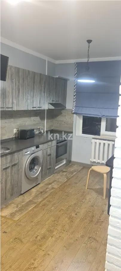 Продажа 1-комнатной квартиры, 40 м², ул. Толе би, дом  201 в Алматы - фото 2