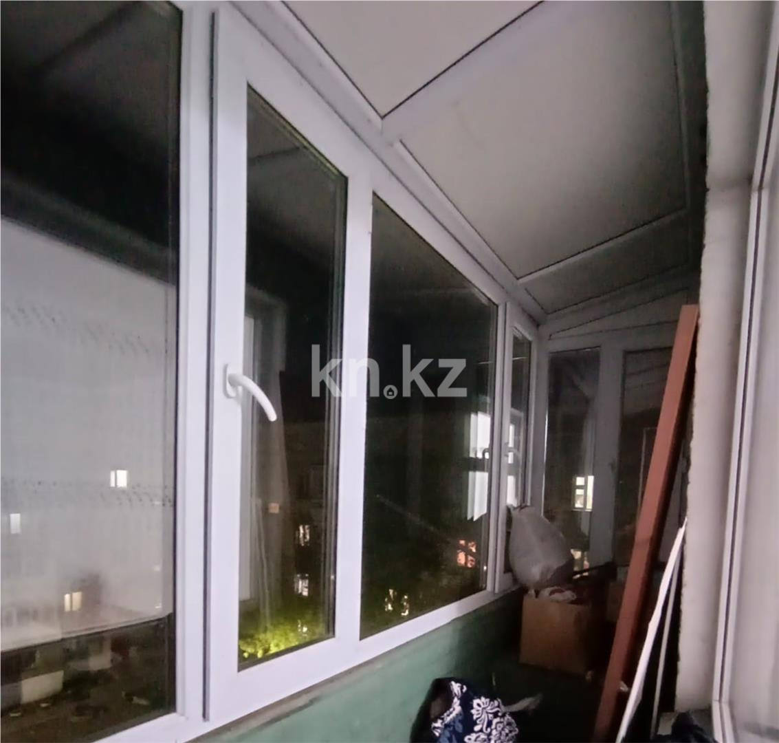 Продажа 4-комнатной квартиры, 77 м², мкр-н 22 в Караганде - фото 15