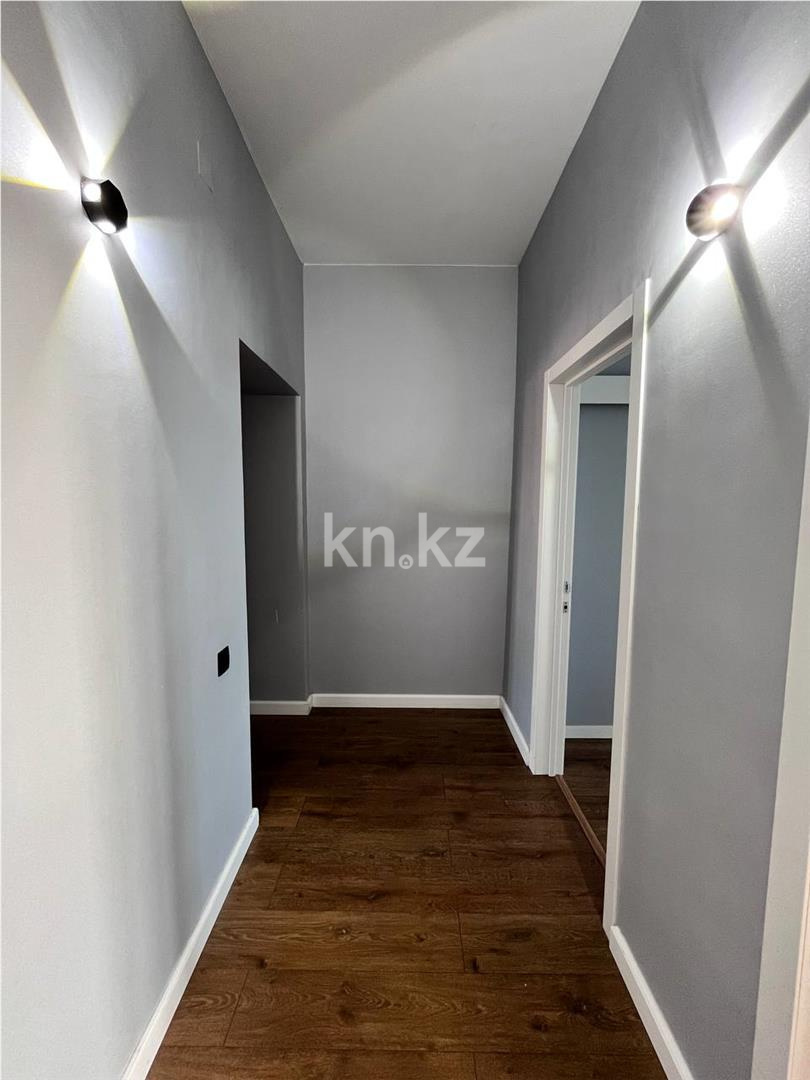 Продажа 4-комнатной квартиры, 94 м², ул. Муканова в Караганде - фото 18