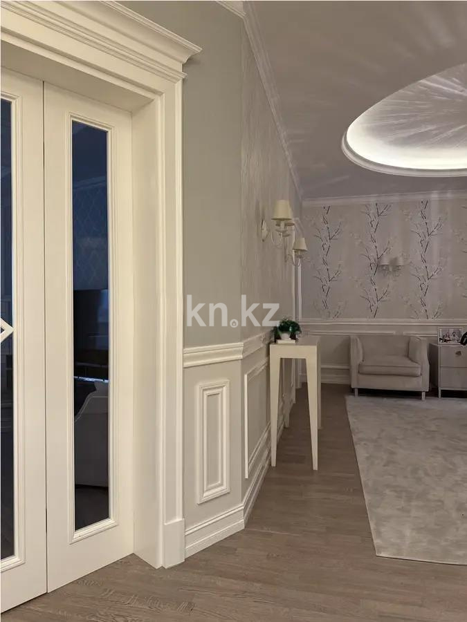 Продажа 5-комнатной квартиры, 288 м², ул. Омаровой, дом  31/1 в Алматы - фото 2