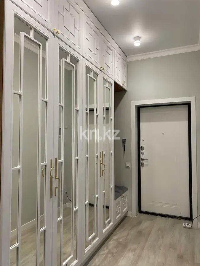 Продажа 2-комнатной квартиры, 68 м², ул. Толе би, дом  12/1 в Астане - фото 4