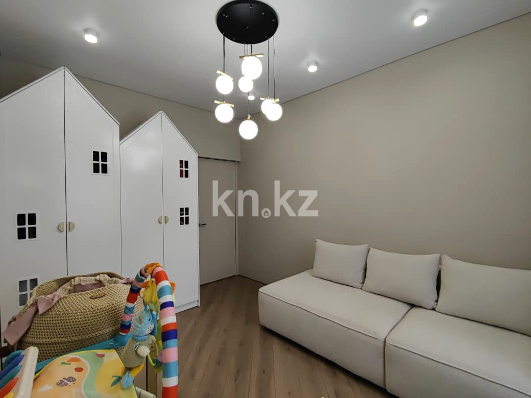 Продажа 3-комнатной квартиры, 97 м² в Караганде - фото 15