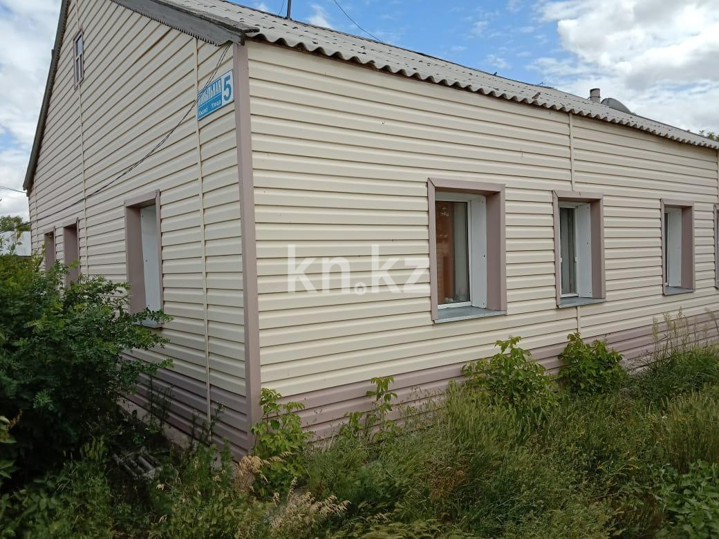 Продажа 3-комнатного дома, 80 м², Ковыльная, дом  5 в Карагандинской области - фото 4