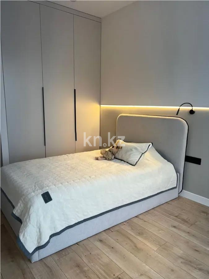 Продажа 4-комнатной квартиры, 91.7 м², ул. Бухар жырау, дом  27 в Астане - фото 4