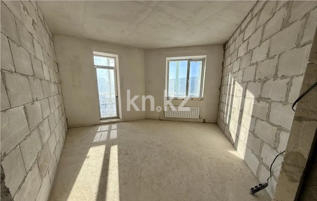 Продажа 3-комнатной квартиры, 100 м² в Караганде