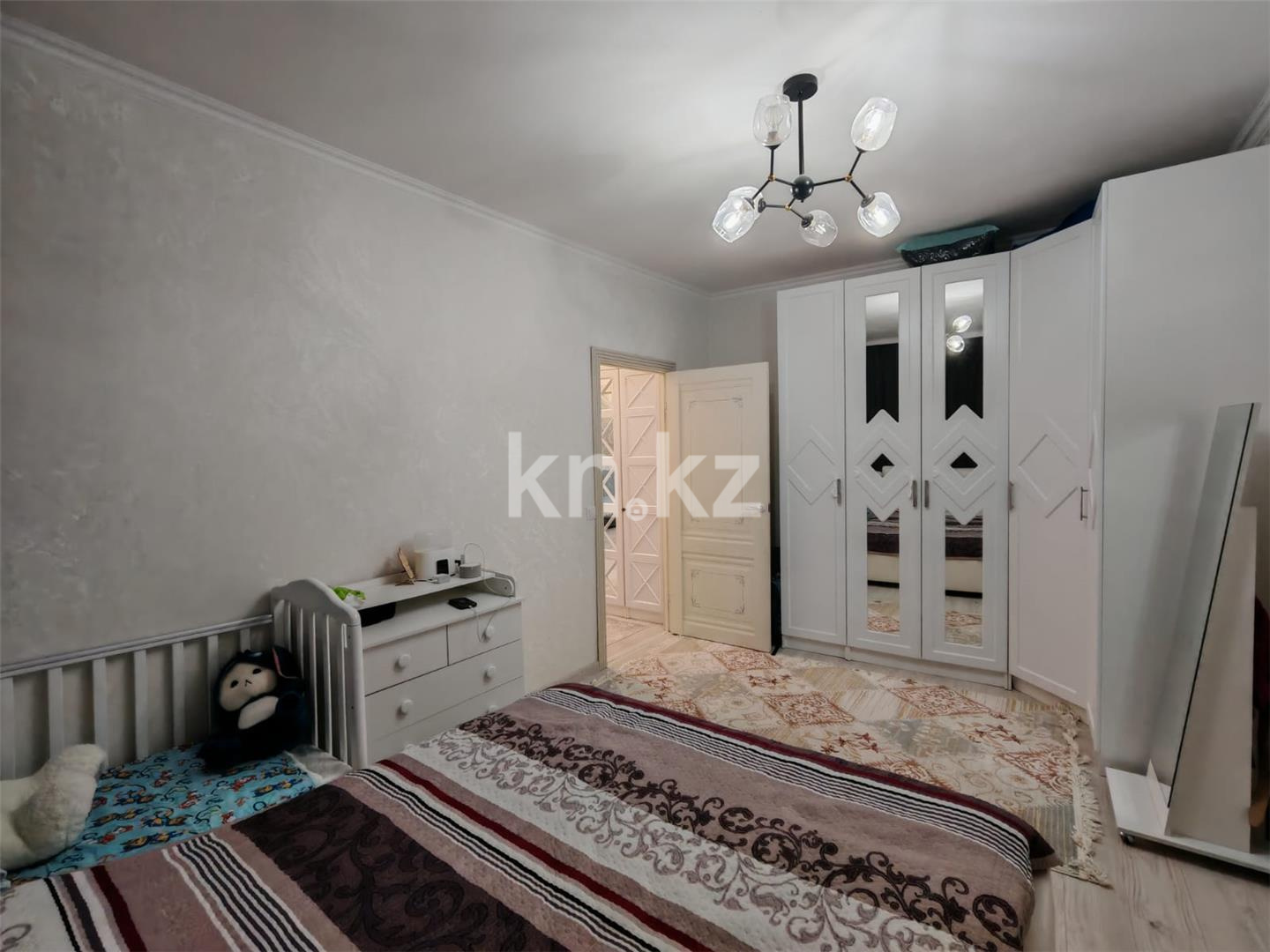 Продажа 2-комнатной квартиры, 62 м², ул. Сарыарка в Караганде - фото 16