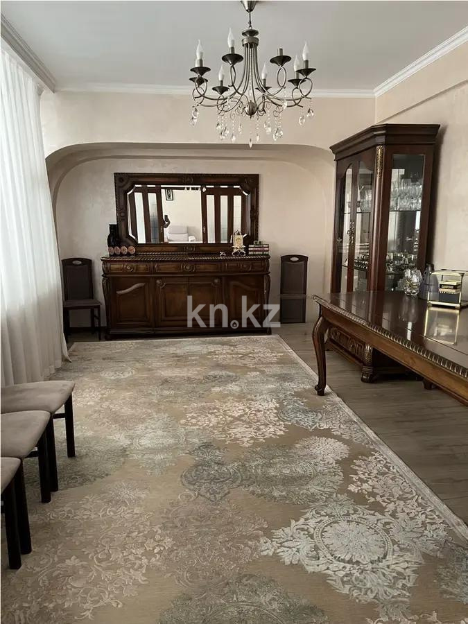 Продажа 4-комнатной квартиры, 125 м², пр. Аль-Фараби, дом  65 в Алматы