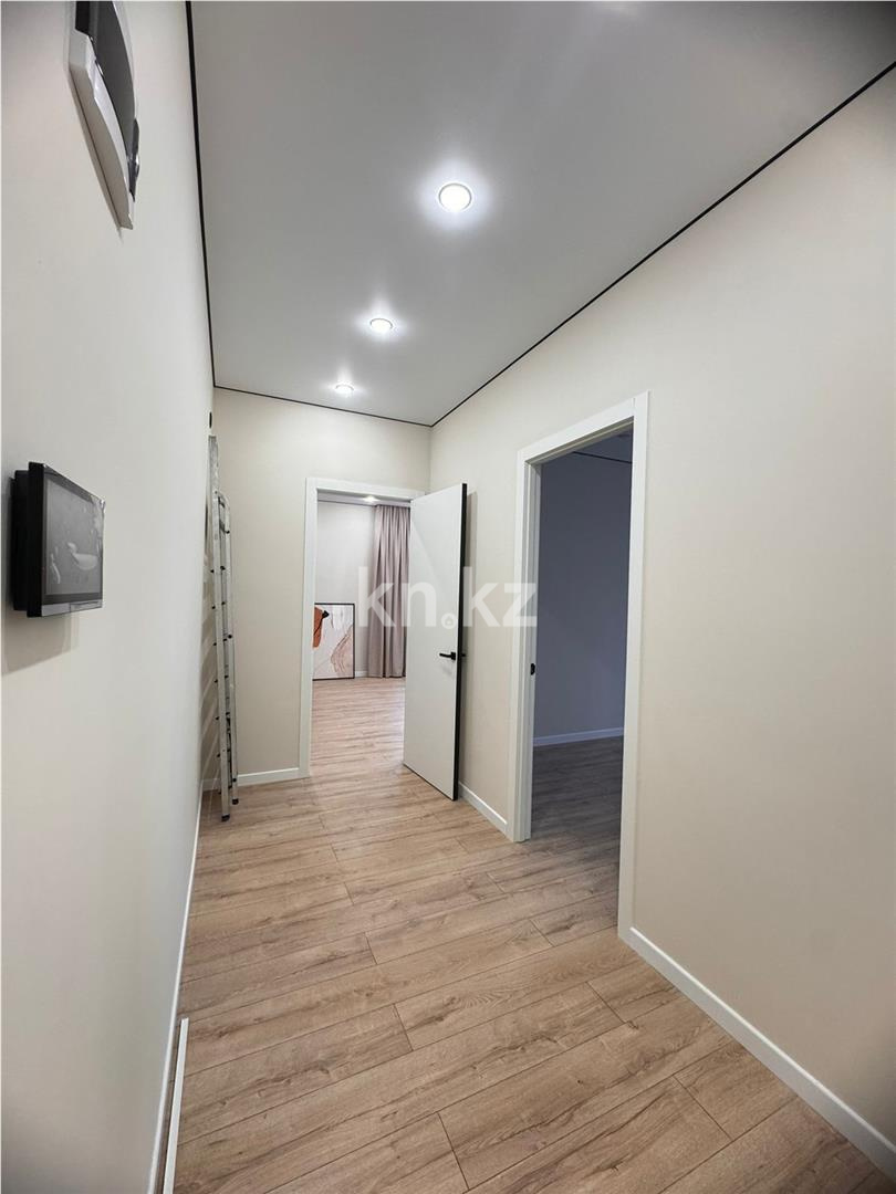 Продажа 3-комнатной квартиры, 70 м², ул. Муканова в Караганде - фото 8