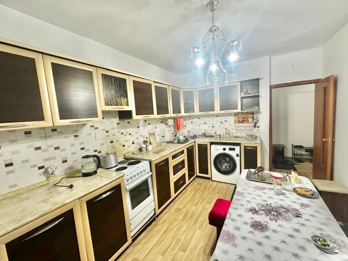 Продажа 3-комнатной квартиры, 94 м², мкр. Голубые Пруды в Караганде - фото 8