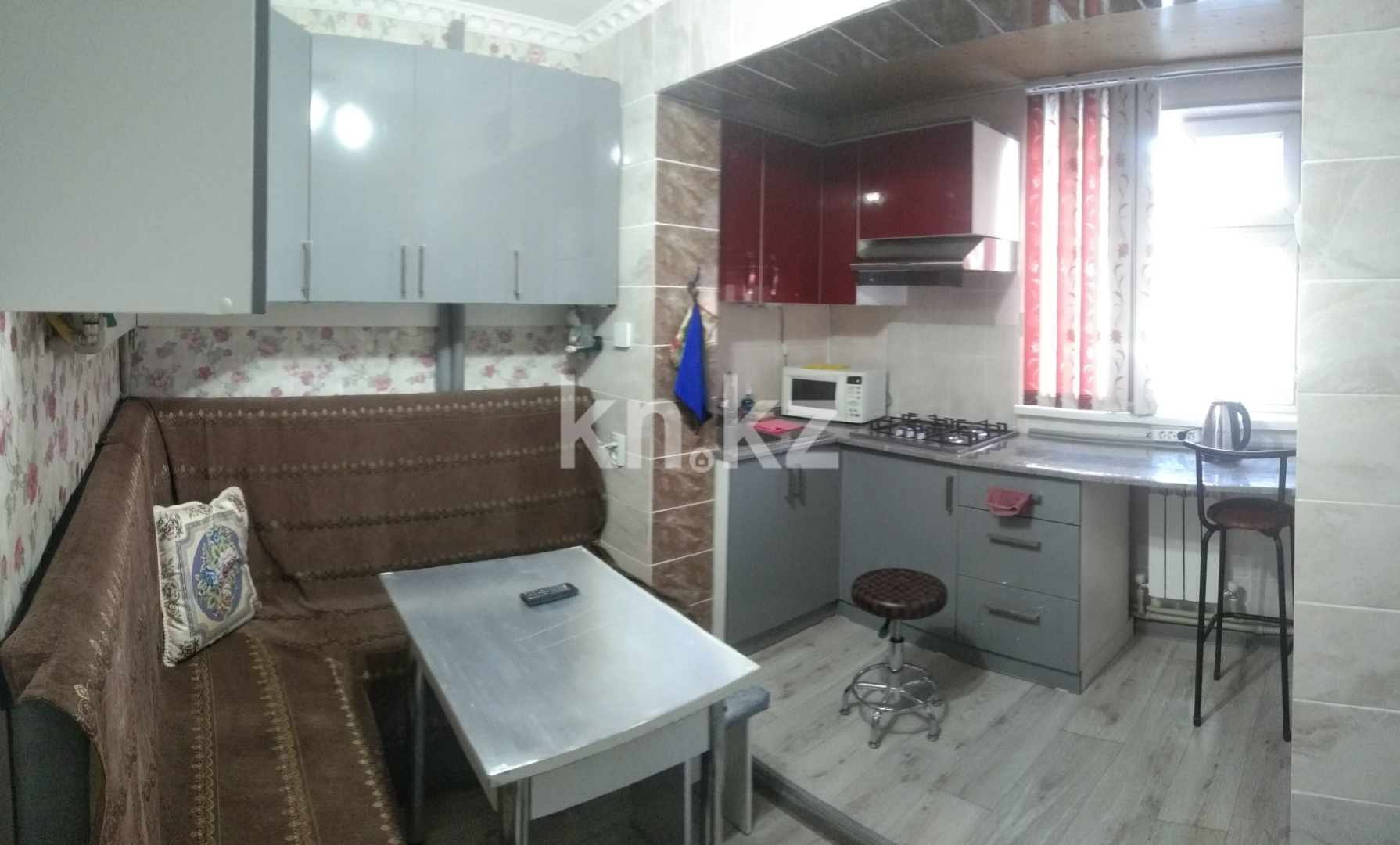 Аренда 2-комнатной квартиры посуточно, 56 м², мкр-н 8-й, дом  5-6 в Шымкенте