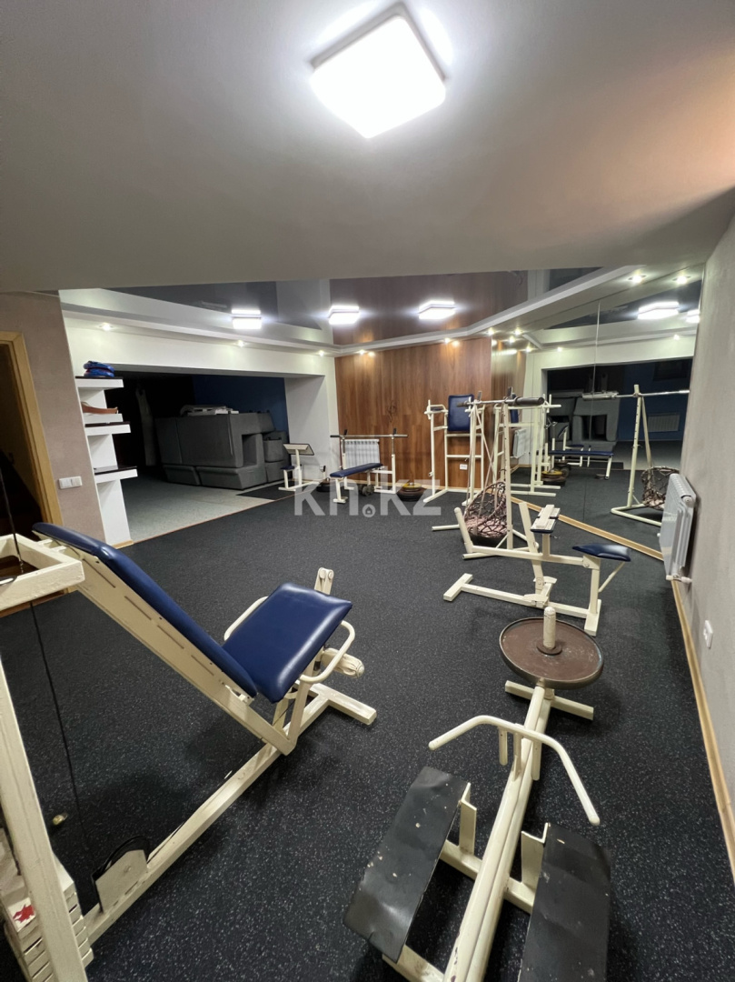 Продажа 7-комнатного дома, 474 м², ул. Комиссарова в Караганде - фото 29