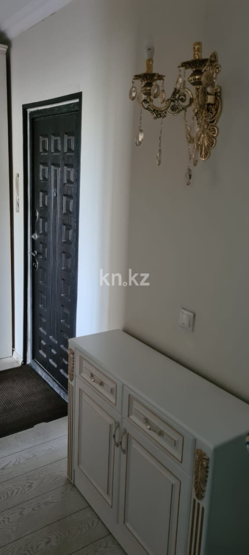 Продажа 2-комнатной квартиры, 54 м², мкр-н Гульдер-1, дом  3 в Караганде - фото 20