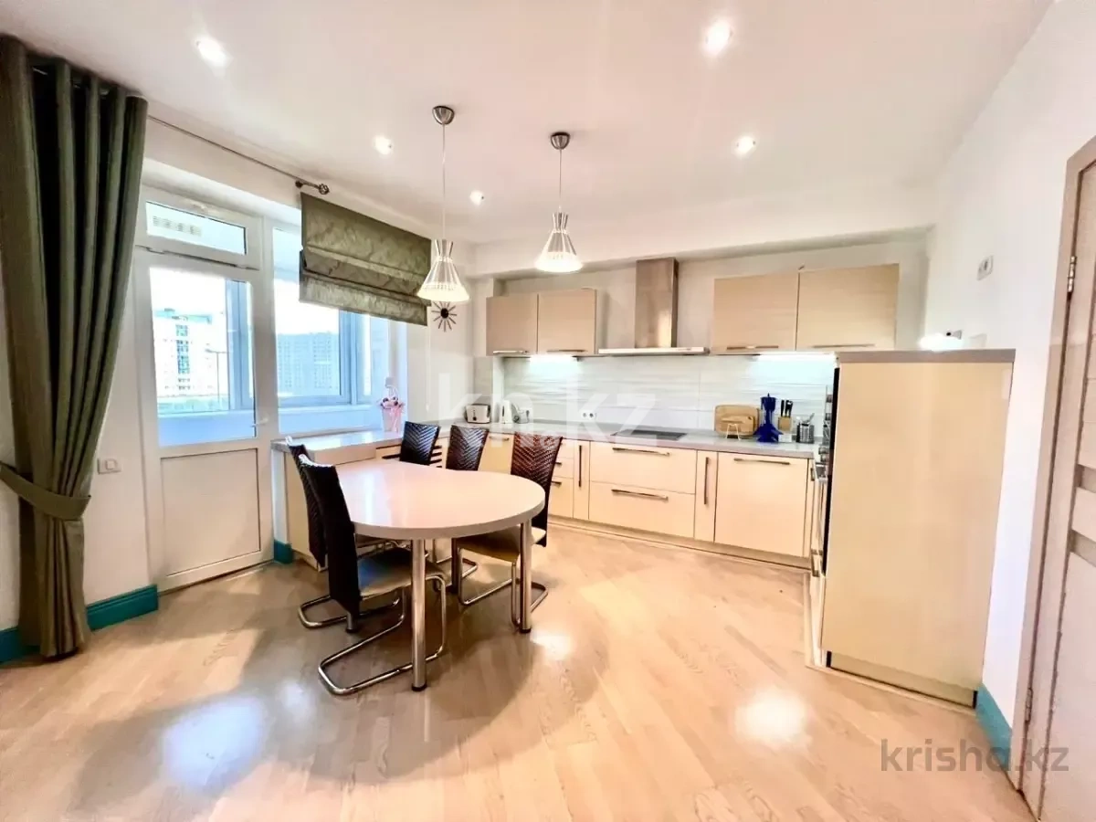 Продажа 4-комнатной квартиры, 190 м² в Астане - фото 15