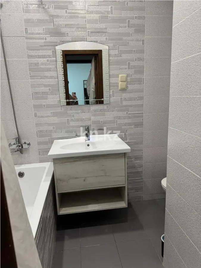 Продажа 1-комнатной квартиры, 36 м², пр. Райымбека, дом  481 в Алматы - фото 3