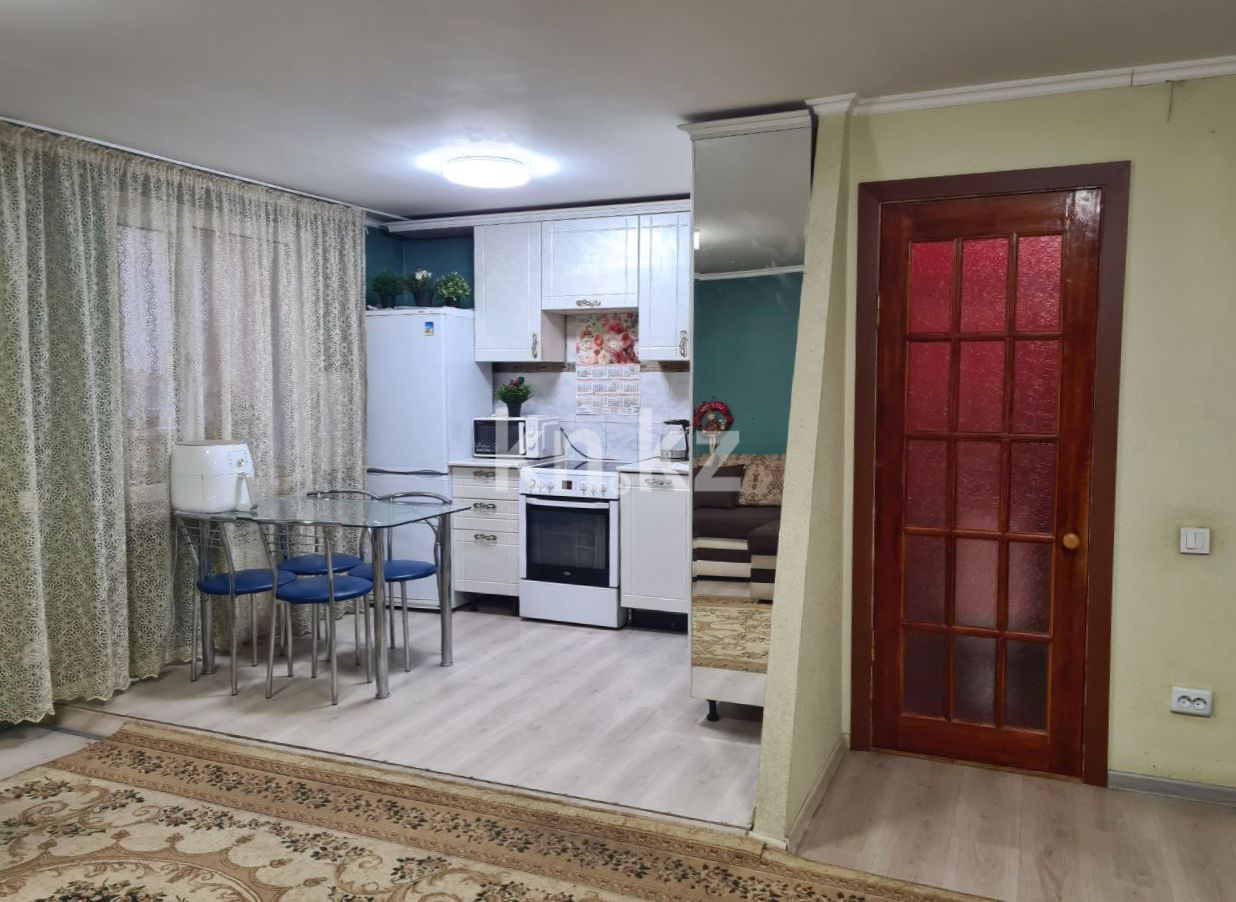 Продажа 3-комнатной квартиры, 63 м², ул. Бажова, дом  339/2 в Усть-Каменогорске - фото 8