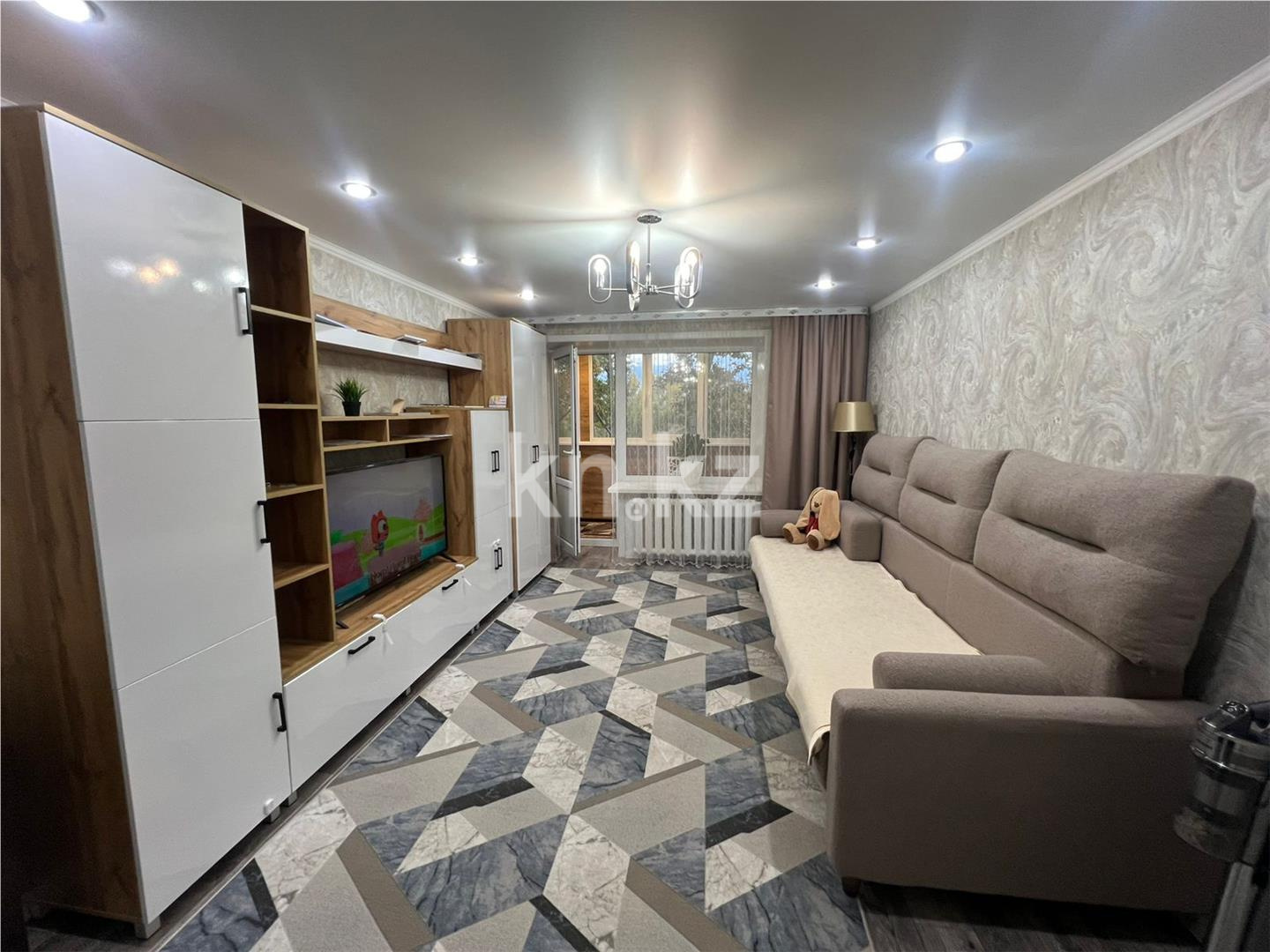 Продажа 3-комнатной квартиры, 62 м², ул. Ермекова в Караганде - фото 8