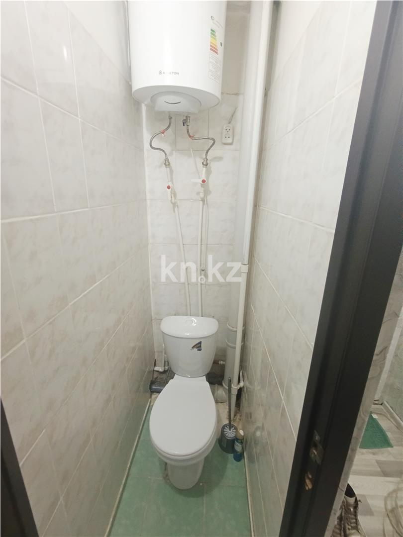 Продажа 2-комнатной квартиры, 45 м², 23 мкр., дом  17 в Караганде - фото 9