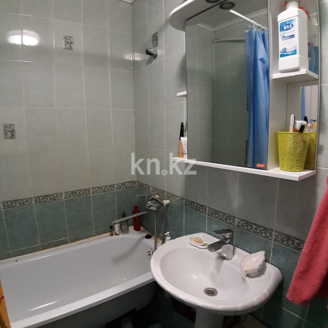 Продажа 3-комнатной квартиры, 64 м² в Караганде - фото 5