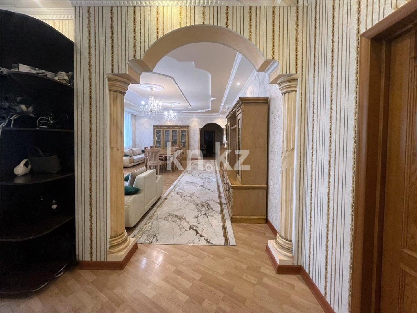 Продажа 4-комнатной квартиры, 206 м² в Астане - фото 17