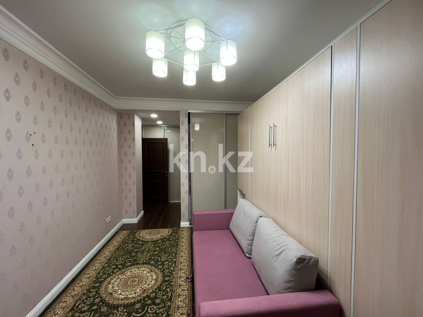 Продажа 4-комнатной квартиры, 122 м², пр. Республики в Караганде - фото 16