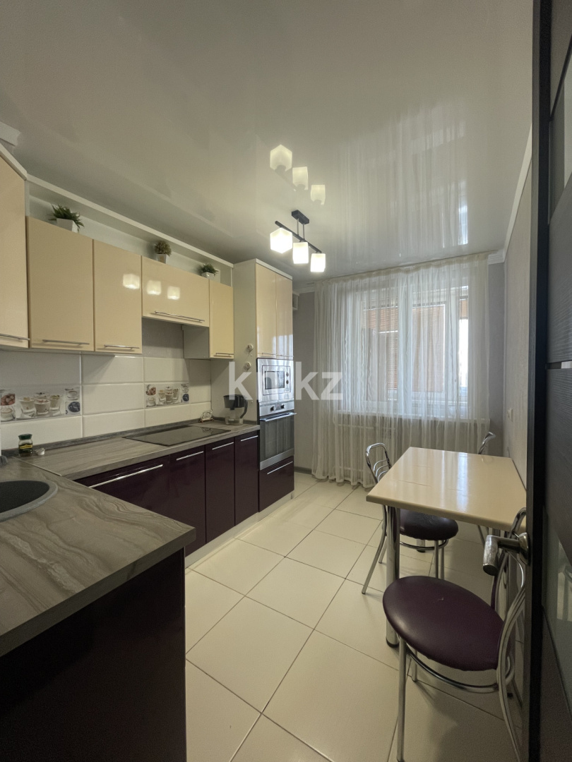 Продажа 2-комнатной квартиры, 50 м², ул. Казахстан, дом  64 в Усть-Каменогорске