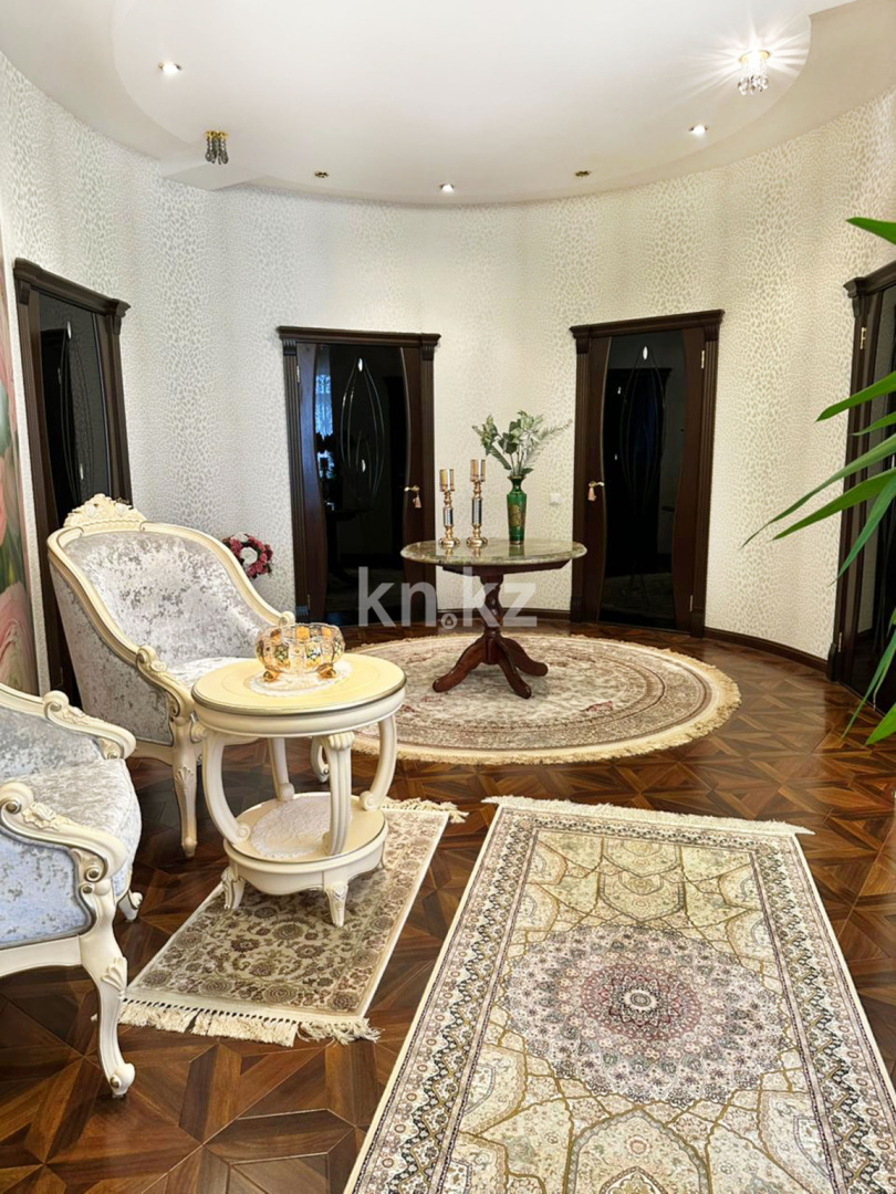 Продажа 4-комнатного дома, 295 м² в Алматы - фото 11