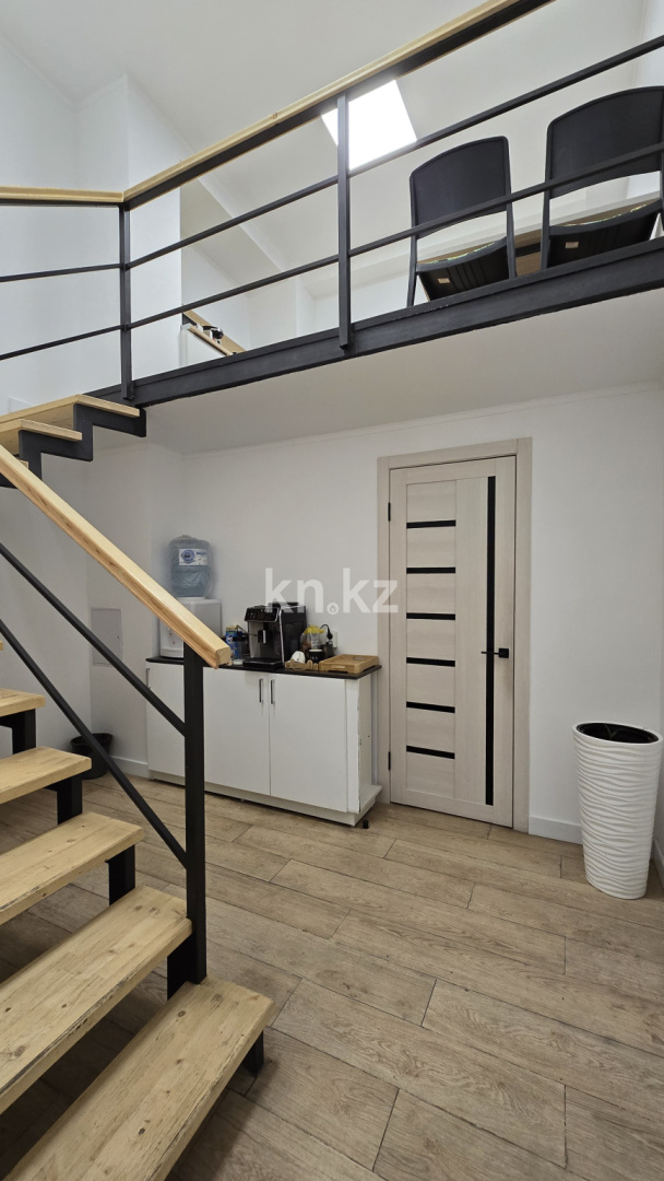 Продажа , 260 м², ул. Митина, дом  4 - Достык в Алматы - фото 16