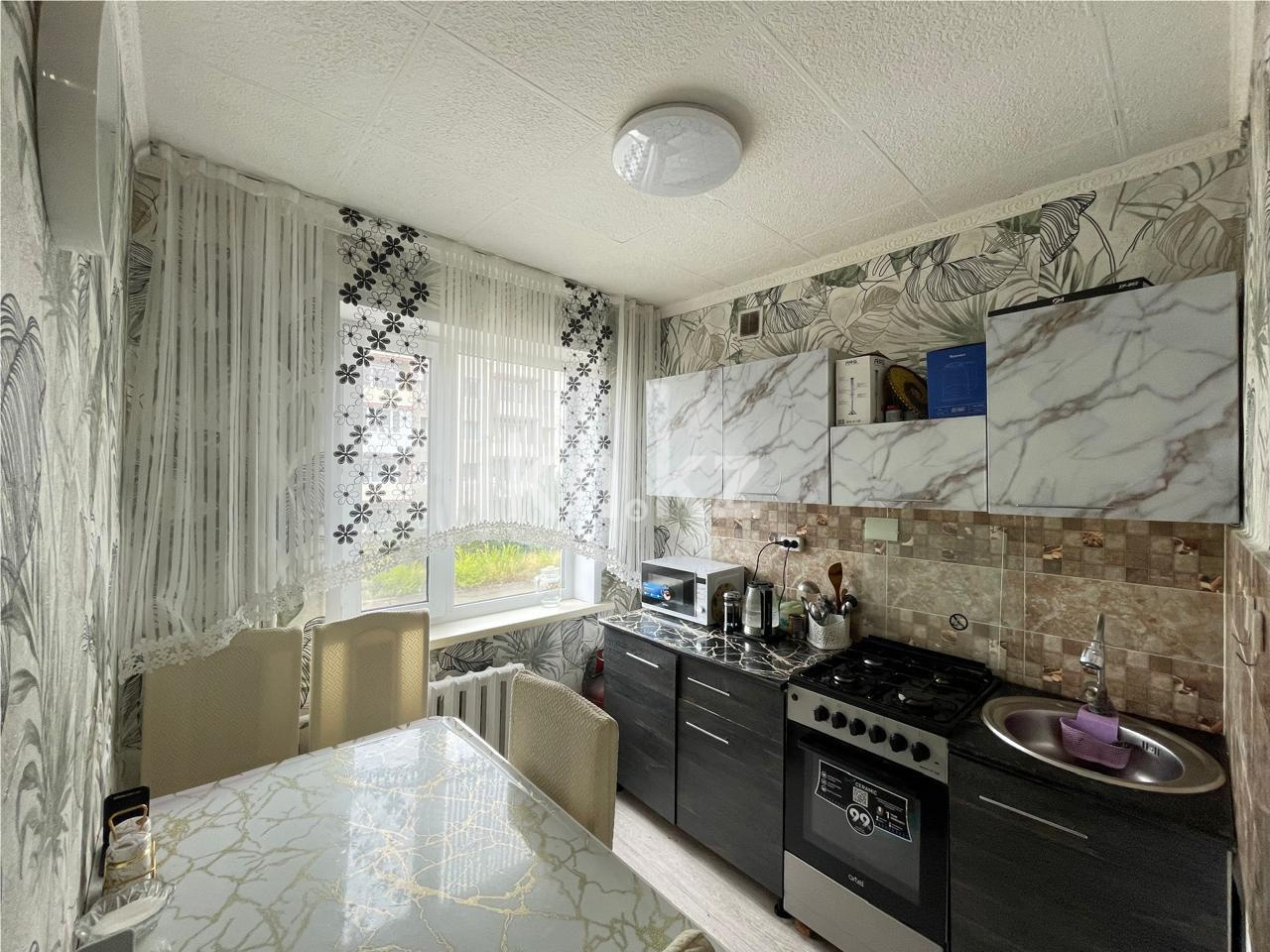 Продажа 4-комнатной квартиры, 60 м², 1А мкр. в Сарани - фото 9