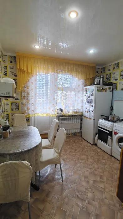 Продажа 2-комнатной квартиры, 56 м², ул. Байгазиева, дом  46 в Темиртау - фото 3