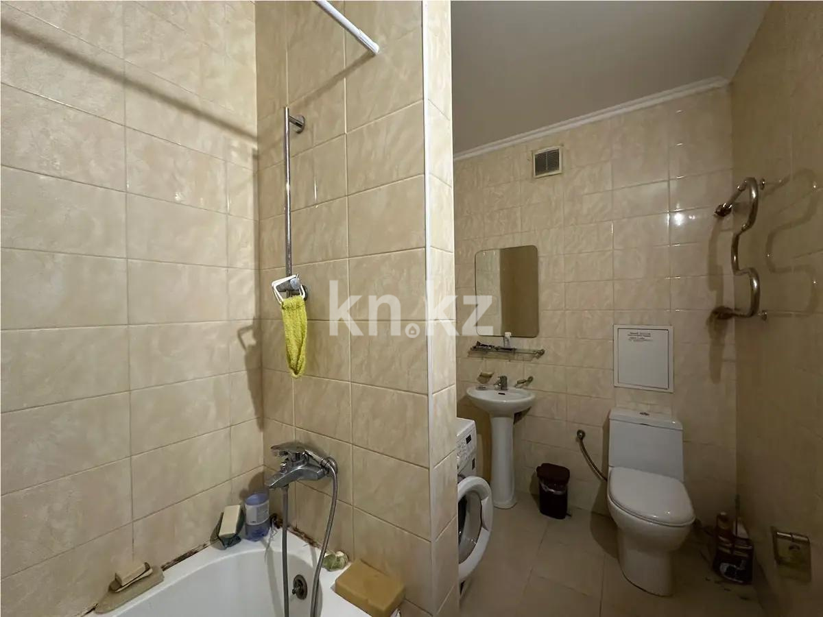 Продажа 1-комнатной квартиры, 43 м², пр. Аль-Фараби, дом  10 в Астане - фото 3
