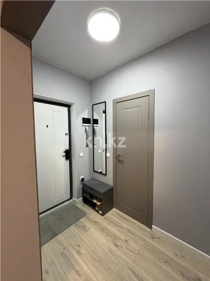 Продажа 1-комнатной квартиры, 38 м², ул. Нажимеденова, дом  15 в Астане - фото 5