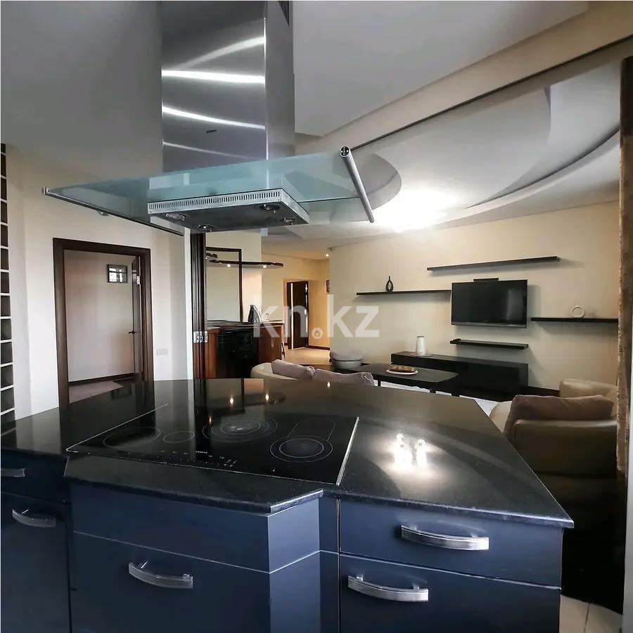 Продажа 3-комнатной квартиры, 128.6 м², ул. Курмангазы, дом  145 в Алматы - фото 4