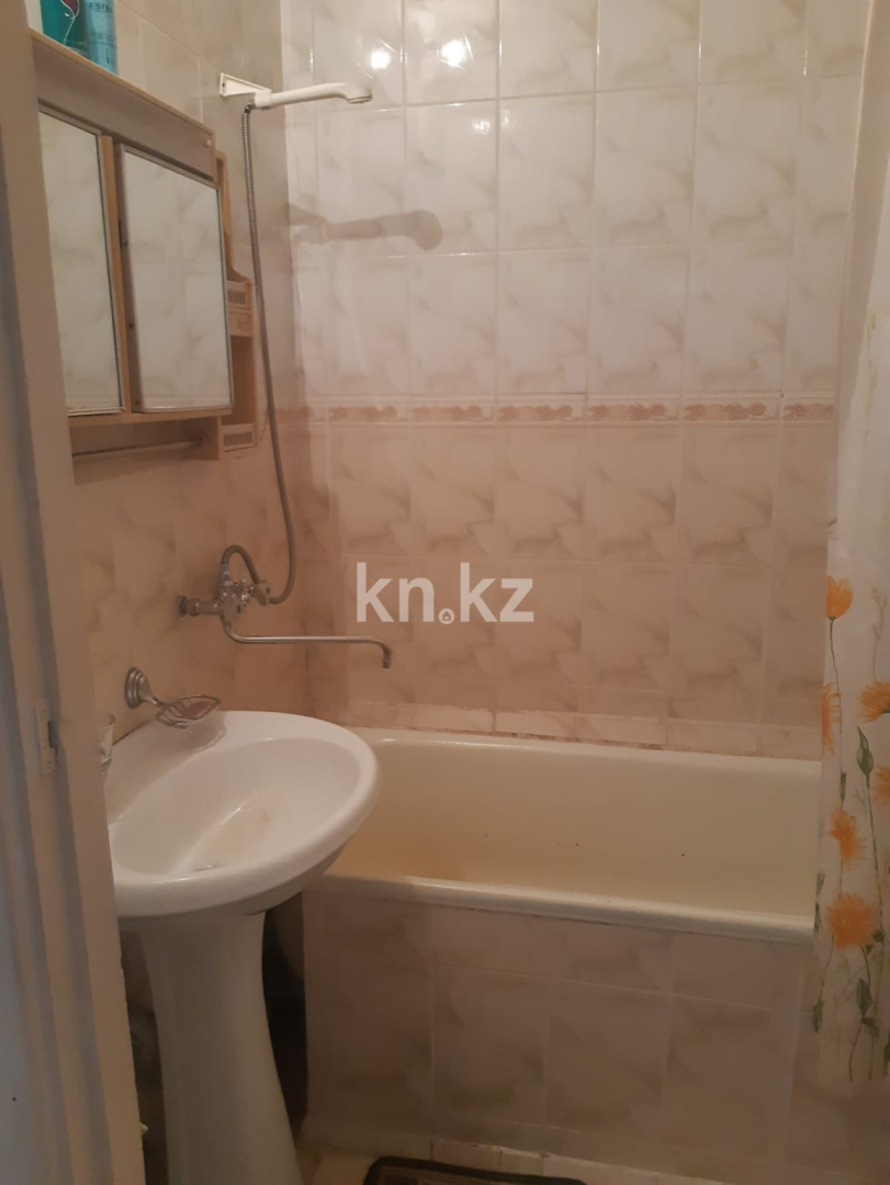 Продажа 3-комнатной квартиры, 70.1 м², Утепбаева, дом  3 в Семее - фото 11