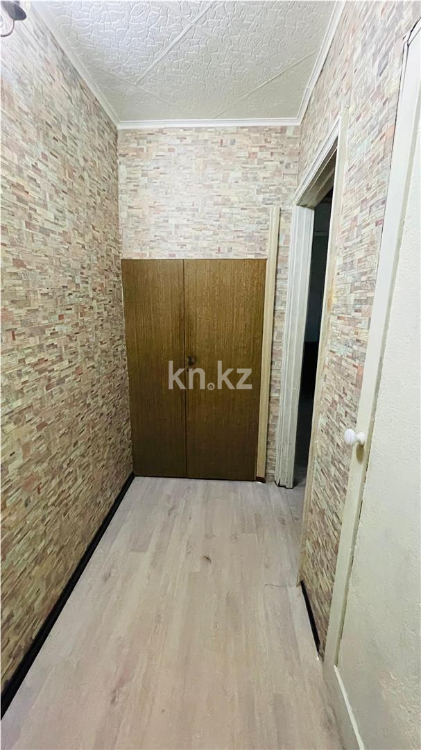 Продажа 1-комнатной квартиры, 32 м², мкр-н 12 в Караганде - фото 7
