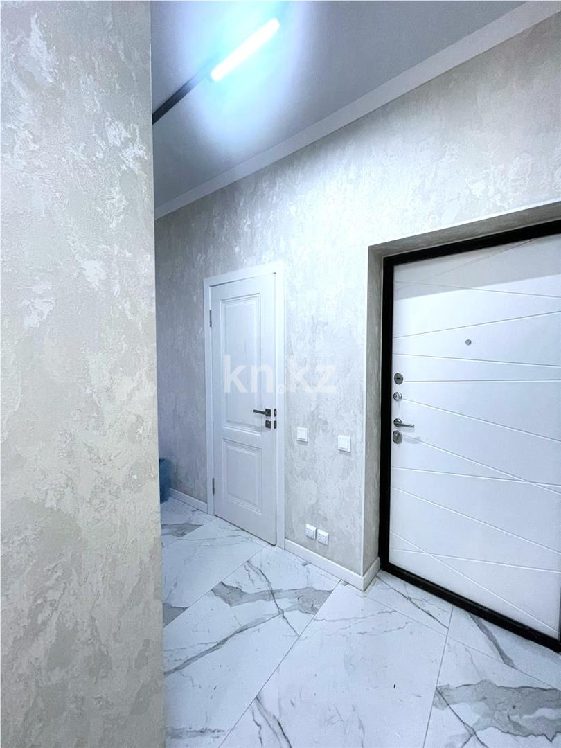 Продажа 3-комнатной квартиры, 81 м², 137 учетный квартал в Караганде - фото 11