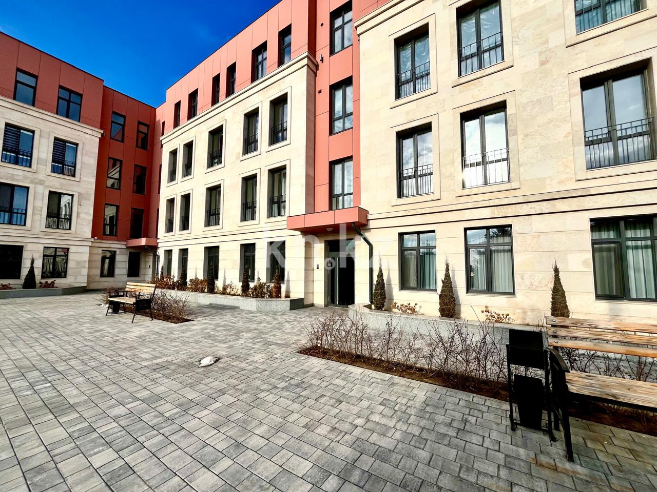 Продажа 3-комнатной квартиры, 108 м² в Караганде - фото 3