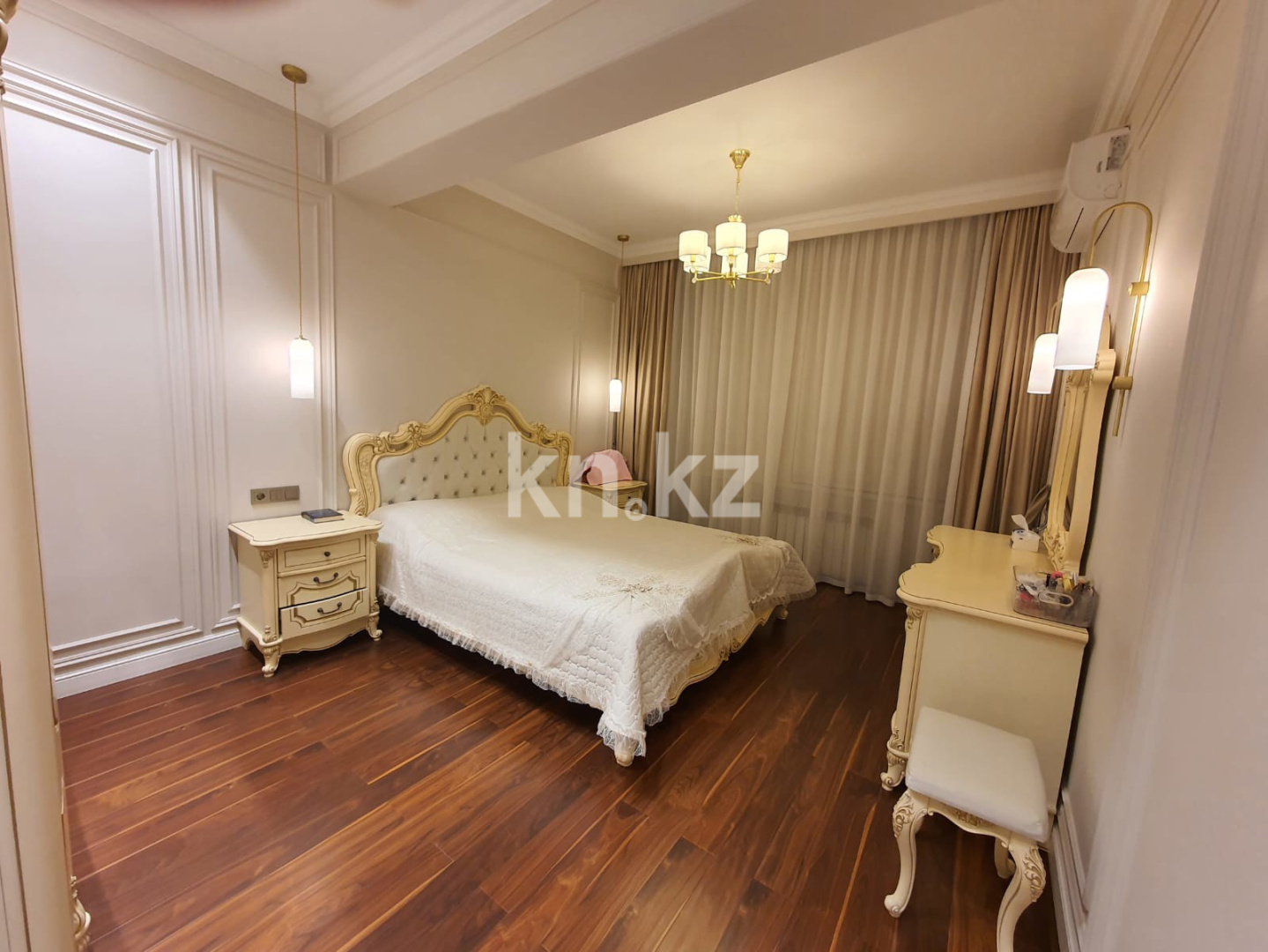 Продажа 2-комнатной квартиры, 72.2 м² в Алматы - фото 4