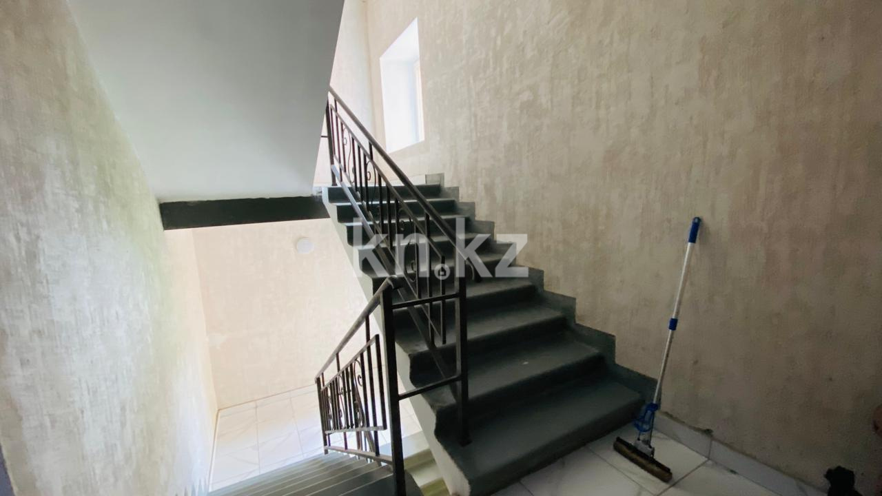 Продажа 4-комнатной квартиры, 110 м², ул. Муканова в Караганде - фото 33