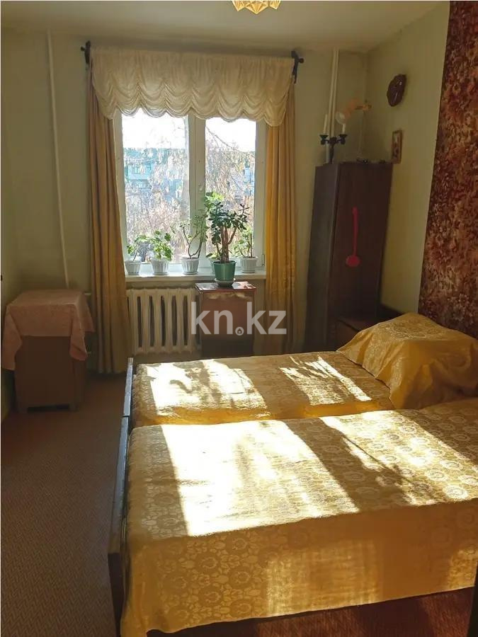 Продажа 2-комнатной квартиры, 53 м², мкр-н Степной-1, дом  1 в Караганде - фото 2