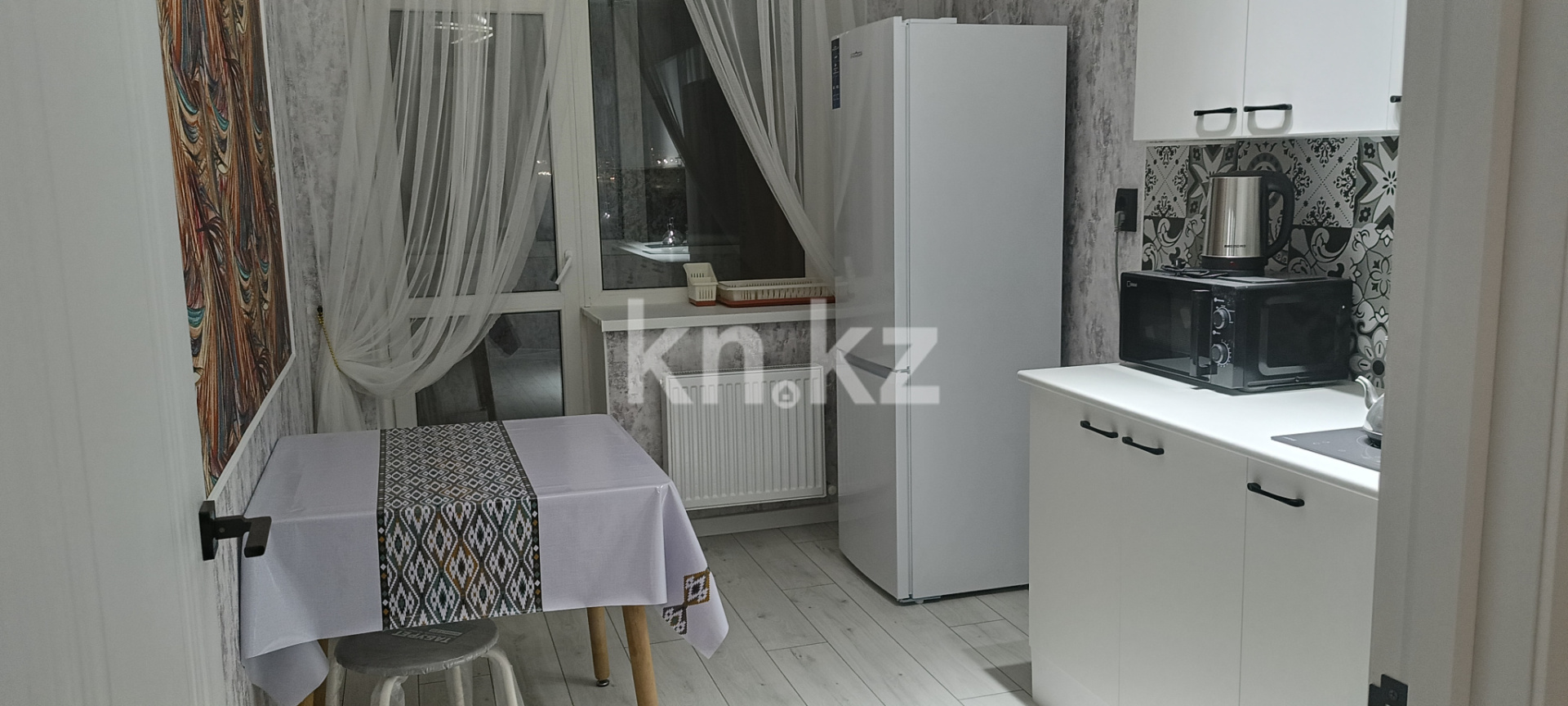 Аренда 1-комнатной квартиры, 40 м² в Астане