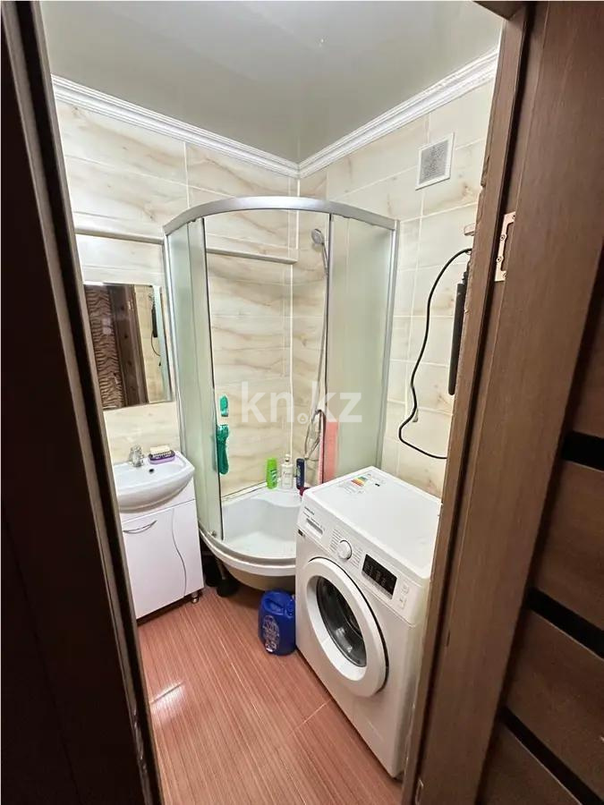 Продажа 5-комнатной квартиры, 81 м², 14-й мкр., дом  31 в Караганде - фото 7