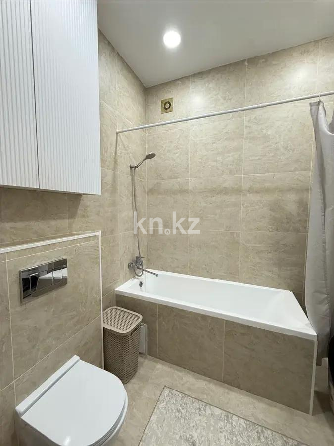 Продажа 5-комнатной квартиры, 211.3 м², ул. Бокейхана, дом  3Б в Астане - фото 8