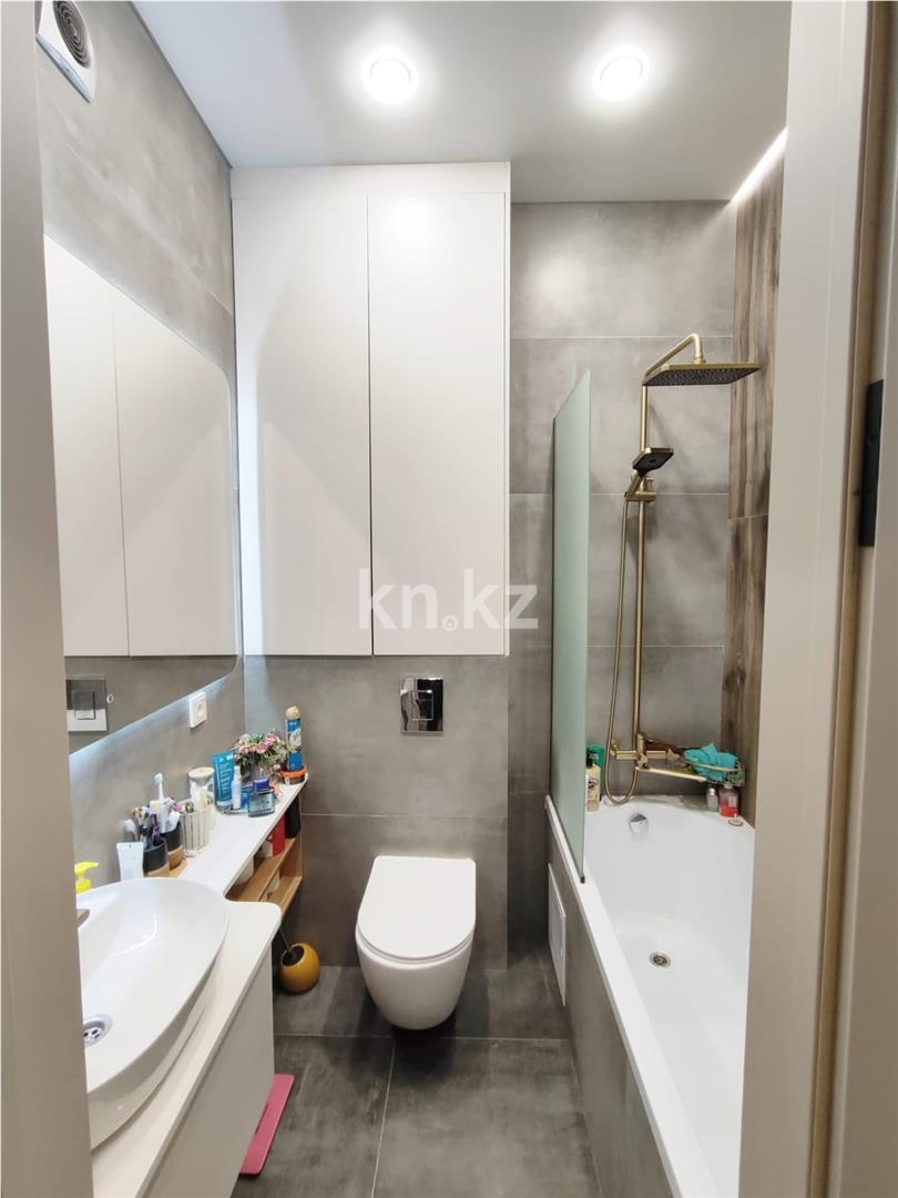 Продажа 3-комнатной квартиры, 89 м² в Караганде - фото 11