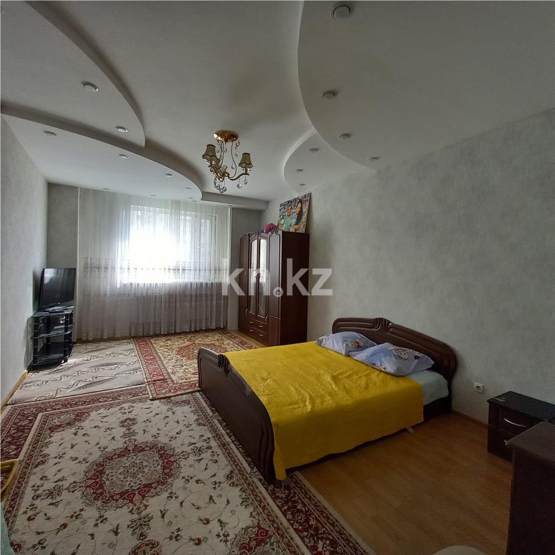 Продажа 3-комнатной квартиры, 120 м², ул. Иманова в Астане - фото 2