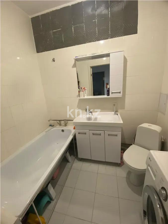 Продажа 2-комнатной квартиры, 54.5 м² в Алматы - фото 4