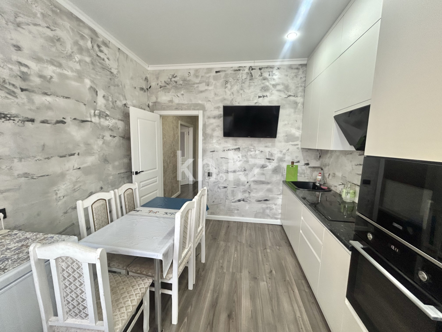 Продажа 3-комнатной квартиры, 84 м², ул. Кулкыбаева в Караганде - фото 8