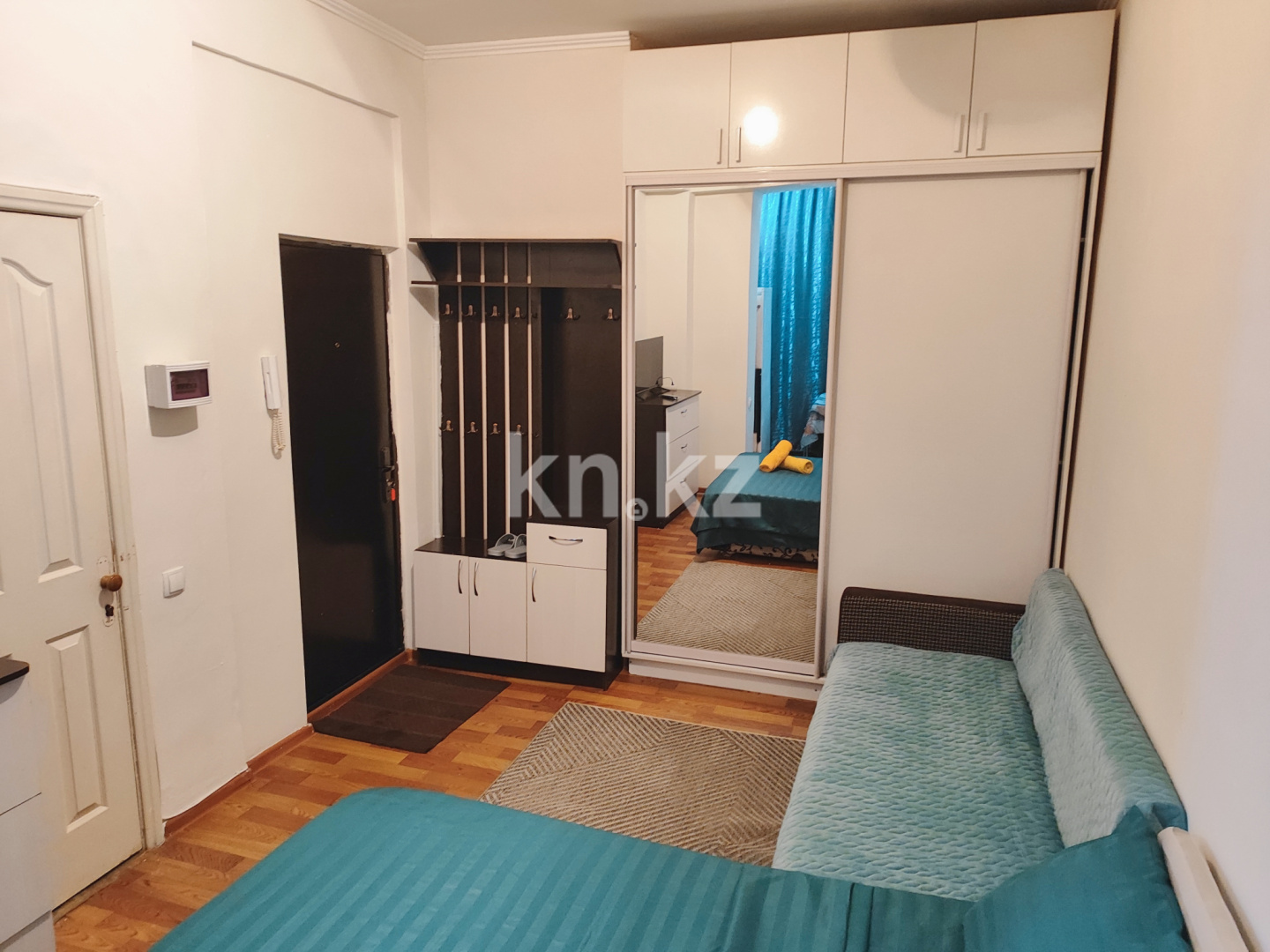 Аренда 1-комнатной квартиры посуточно, 29 м², мкр-н Аксай-1а, дом  30а - ул. Толе би в Алматы - фото 2