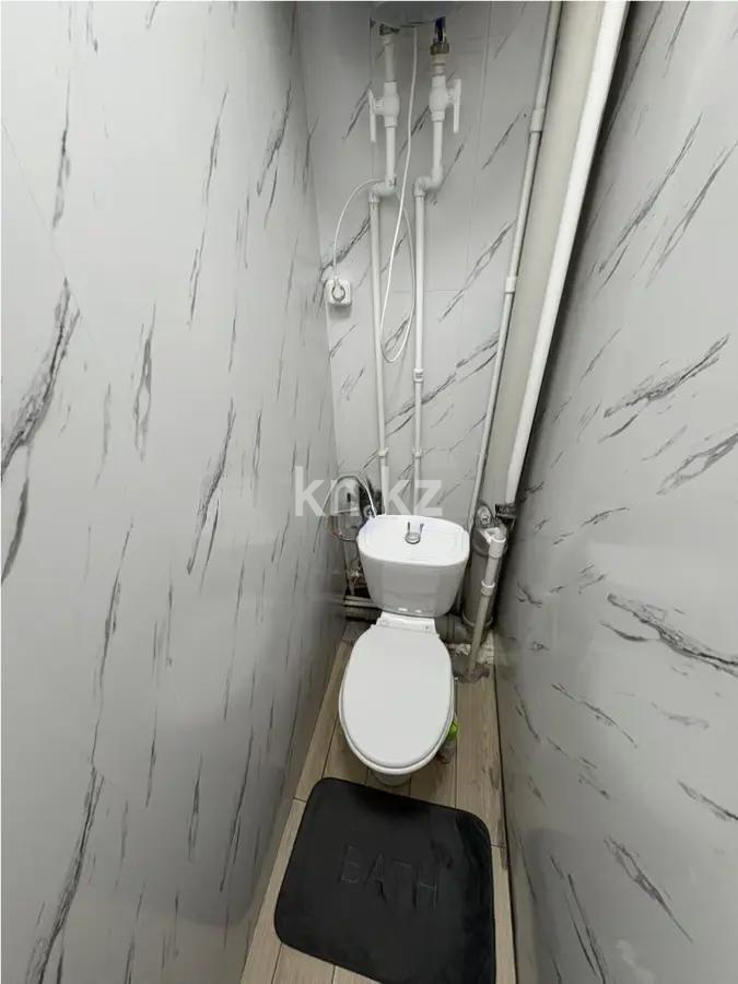 Продажа 2-комнатной квартиры, 48 м², 14 мкр., дом  33 в Караганде - фото 4