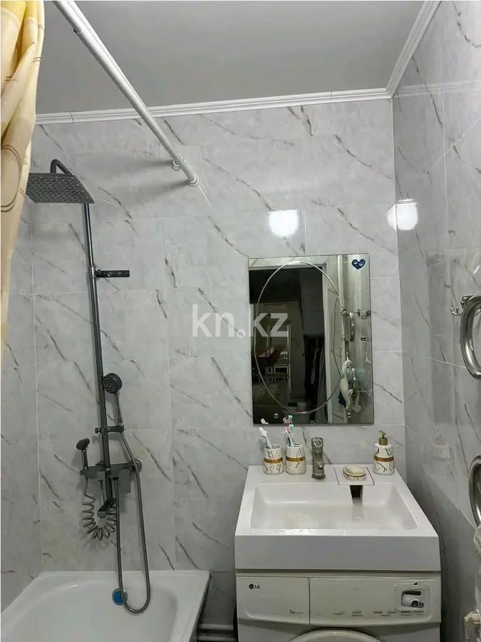 Продажа 2-комнатной квартиры, 64 м², ул. Ермекова в Караганде - фото 5